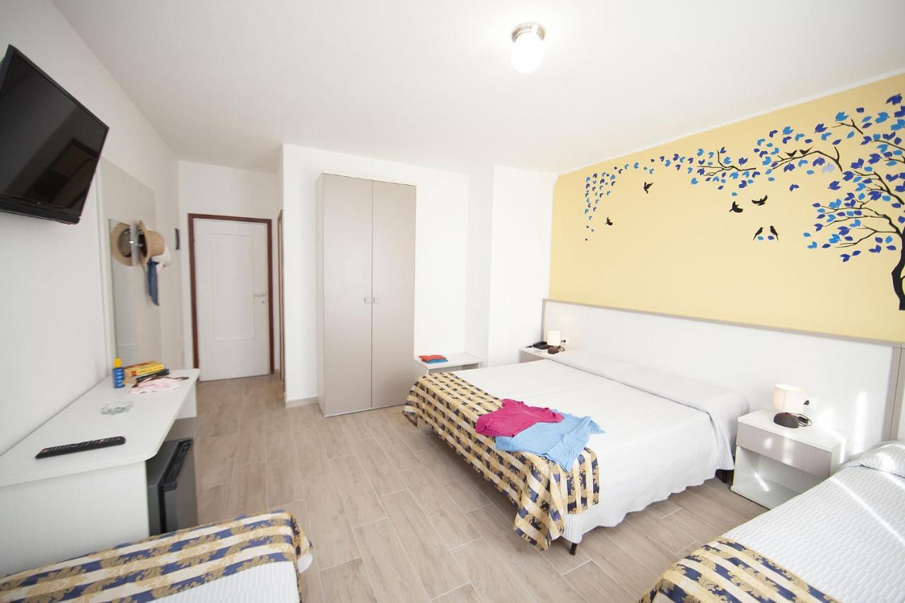 Hotel Thomas Marina di Campo Εξωτερικό φωτογραφία