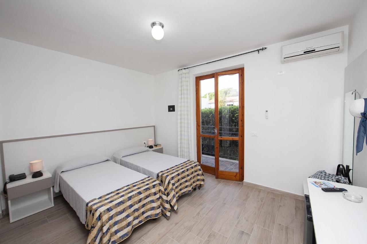 Hotel Thomas Marina di Campo Εξωτερικό φωτογραφία